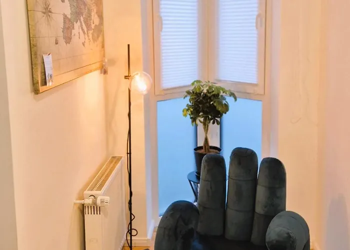 アパート Navia Vela Premium - Parkplatz, Boxspringbett & Balkon コブレンツ