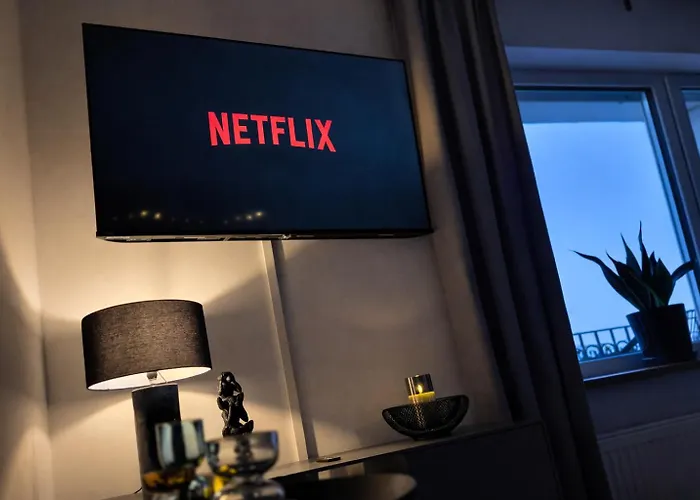 Navia Vela Premium - Parkplatz, Boxspringbett & Balkon コブレンツ